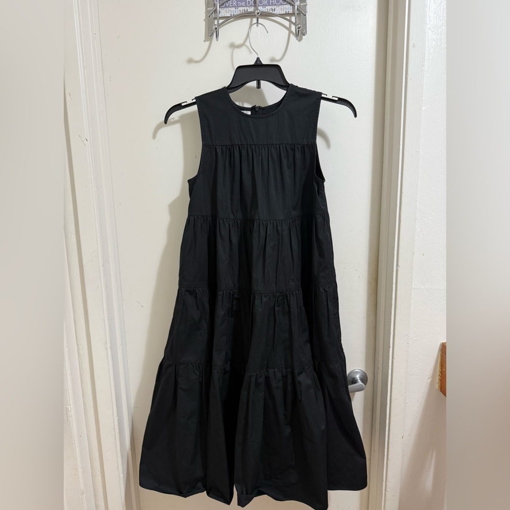 Doen Crewneck Midi Length Dress